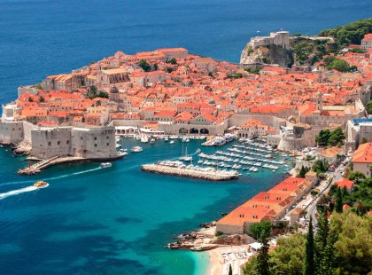 Situated on the Dalmatian coast, centuries-old Dubrovnik is a wonder of Gothic, Renaissance and Baroque churches, monasteries, palaces and fountains.
