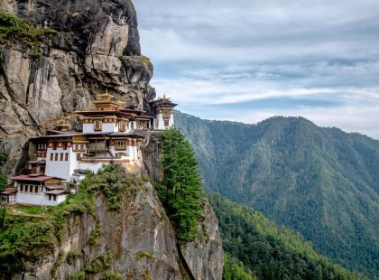 bhutan paro tigers nest monastery