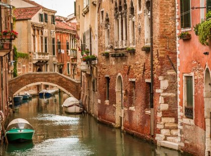 Intrepid Travel italy venice grand canal