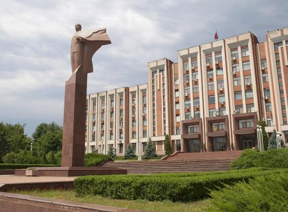 A statue of Lenin looms over the front of the Supreme Council of Transnitstria