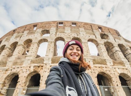 ZMZV Discovering the Colosseum on Italy Vegan Food Adventure