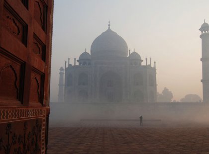 Explore India & Nepal - Taj Mahal Visit