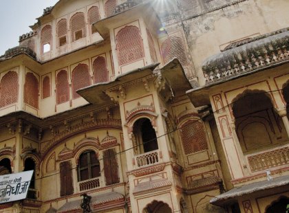 Explore India & Nepal - Meet a Local Historian