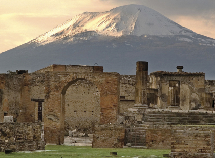Iconic Italy - Pompeii with an Archaeologist