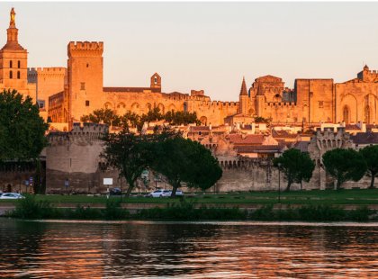 Let sun-drenched Southern France fill your senses on this nine-day hiking adventure. Our adventure begins in the walled city of Avignon, where we tour the Papal Palace and walk on the famous Pont St. Bénezet over the Rhone River.