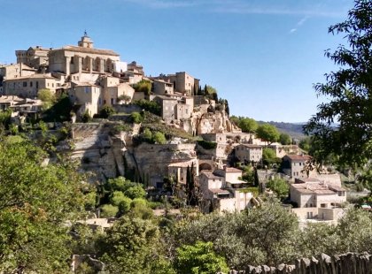 Take time to explore the hilltop village of Gordes with its tiny streets, outdoor market and 12th-century castle.