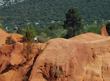 Walk the “ochre trail” with its brilliant, russet-red colors and explore nearby Roussillon.