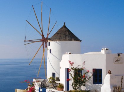 Explore the best of the Greek Islands on this nine-day island hopping adventure.