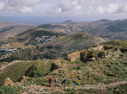 Hike on Naxos with its high mountains, fertile valleys, lush green gorges and traditional villages.