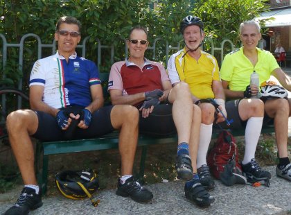 Time to take a break and get to know our cycling companions before heading to our hotel in a renovated 15th-century palace set in the beautiful Chianti hills.
