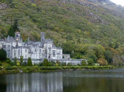 Castles and aristocratic mansions dot the landscape and hint at Ireland's illustrious past.