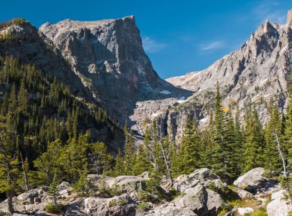Majestic mountains, vast wildflower meadows, tranquil alpine lakes and abundant wildlife – Rocky Mountain National Park is a mecca for outdoor adventure and exploration.