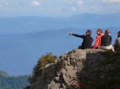 A break for lunch gives us ample time to soak in the expansive panoramas of the famed Smoky Mountains.