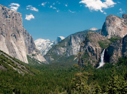 Enjoy breathtaking views of El Capitan and magnificent Yosemite Valley.