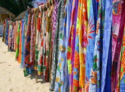 Madagascar, sarongs