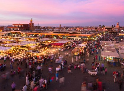 marrakech busy market pink sunset