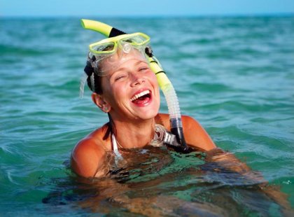 snorkelling girl