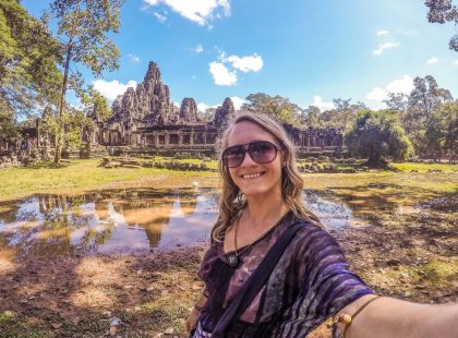GTCA_real-cambodia_angkor-thom_selfie