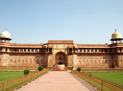 india agra fort