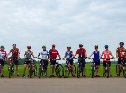 Travel with a group of like-minded cyclists in Thailand