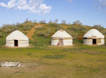 uzbekistan traditional yurts
