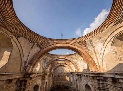 Intrepid Travel guatemala antigua building details arch