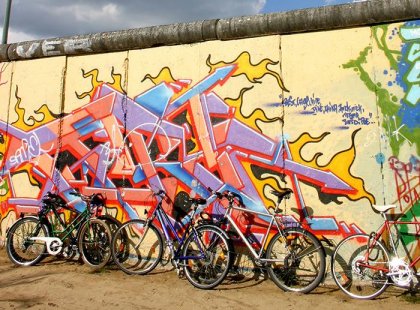 berlin wall and bikes