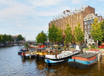 Netherlands_Amsterdam_Canal_Boat