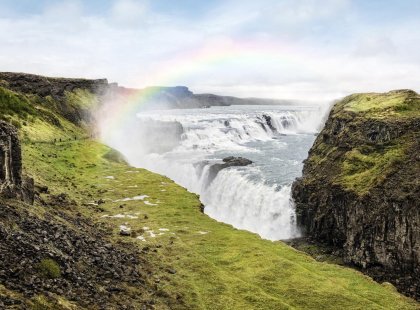 GEIS_iceland_golden-circle_gulfoss-waterfall_rainbow_summer