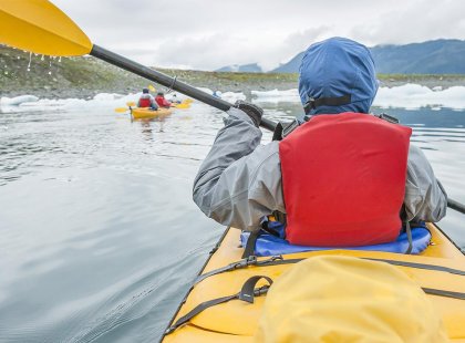 USA, Alaska, kayak glacier