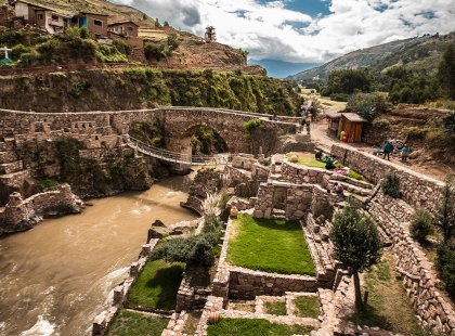 Visit Incan ruins throughout the itinerary, from Checacupe to the famous Machu Picchu.